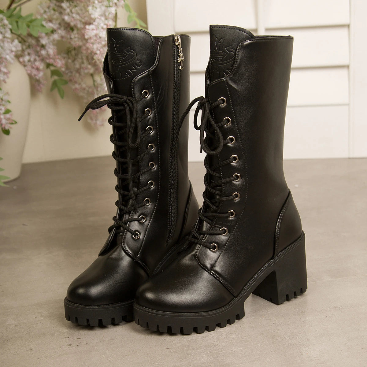 Fashionable and Versatile Riding Boots Mid-Calf Women's Boots for Autumn and Winter Thick Soles Round Toes and Chunky Heels