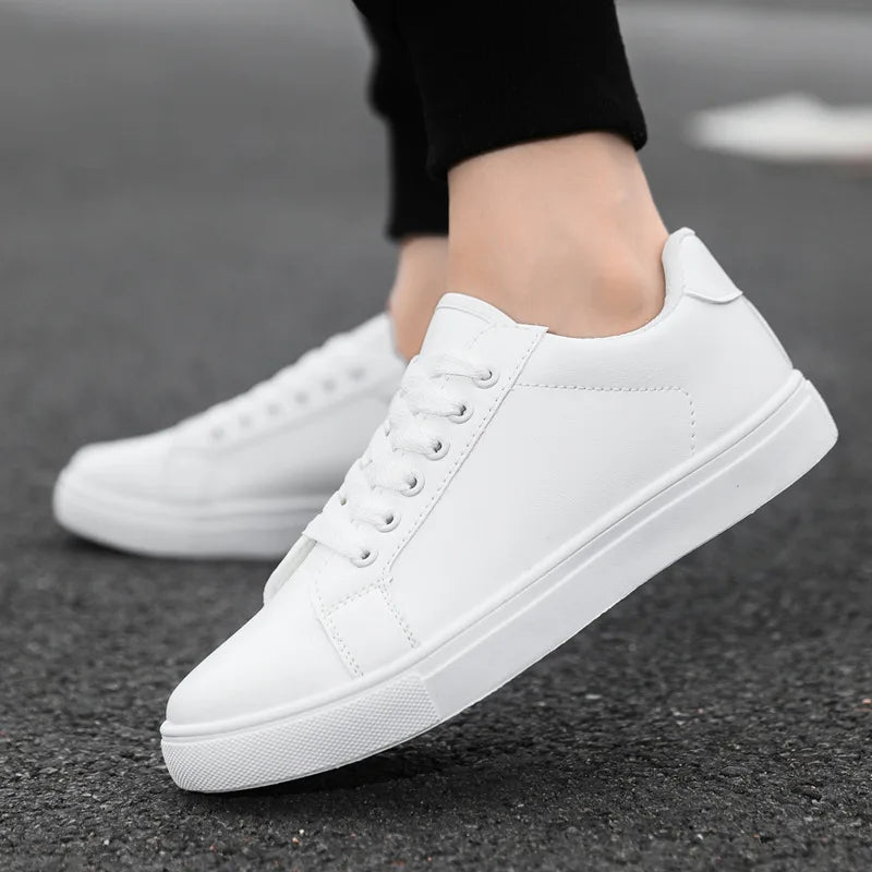Men's Business Casual Shoes Soft Moccasin Shoes Comfortable Casual Shoes for Men  Solid Black White Men Sneakers New