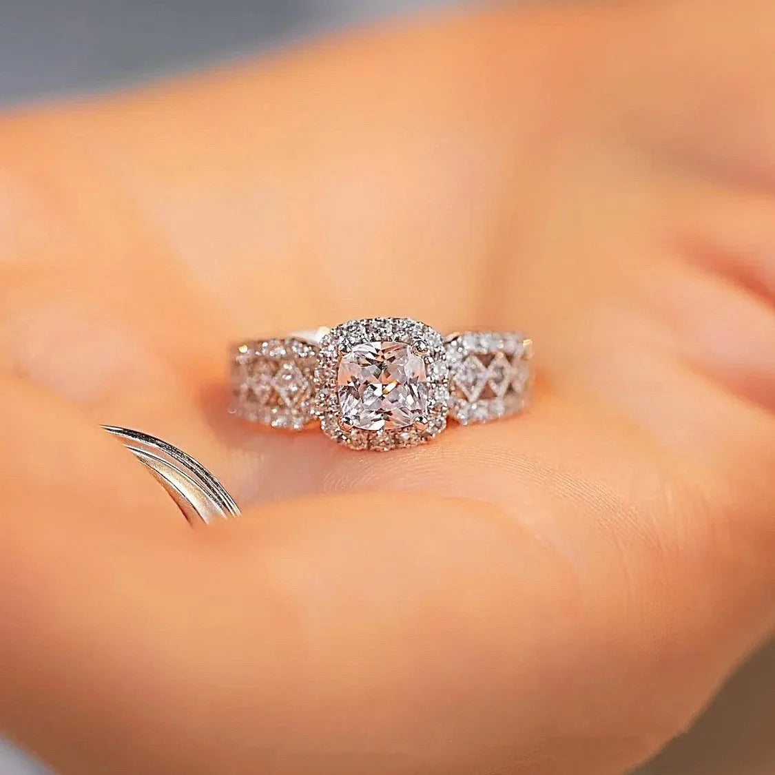 Platinum PT950 new lace square bag moissanite diamond ring female high-end proposal engagement moissan diamond ring