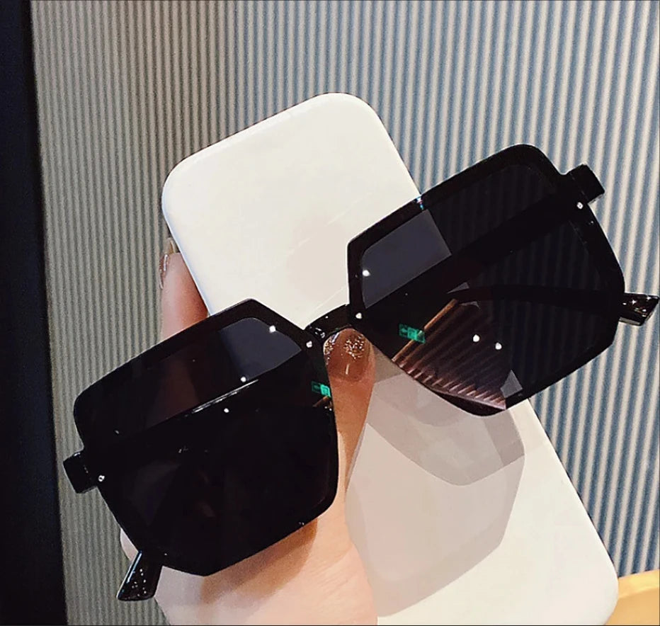 Big Frame Vintage Sunglasses Women Men Brand Square Sun Glasses Retro Eye Glasses Goggle for Male Female Polygon Sunglasses  
