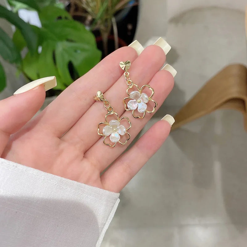 New fashion hold flower earings women gender ceremony senior sense early warming party jewelry gift hot selling
