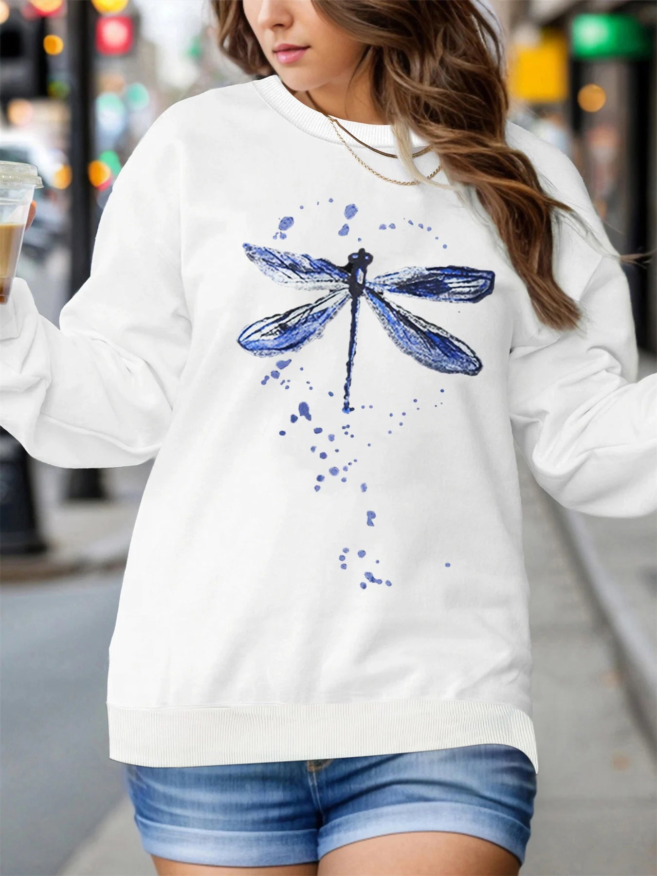 Women's autumn and winter casual loose and comfortable warm dragonfly pattern printed round neck long sleeved pullover
