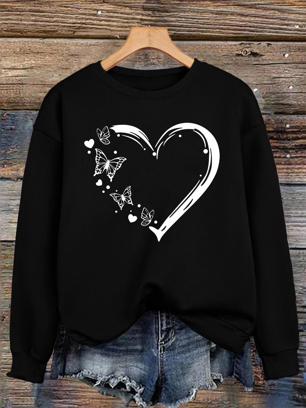 Heart Shaped Butterflyprinting Sweatshirt Womens Crewneck Basics Hoodie Loose Fleece Warm Clothes Winter Sporty Woman Streetwear